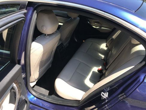 Used 2017 BMW 330i Sedan image 8