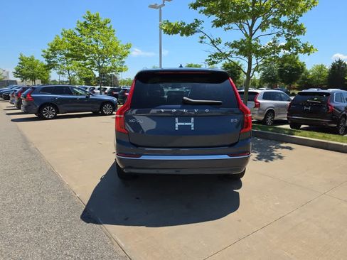 Used 2023 Volvo XC90 B5 Plus w/ Protection Package AWD/4WD image 5