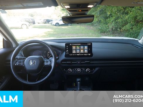 Used 2023 Honda HR-V EX-L image 21