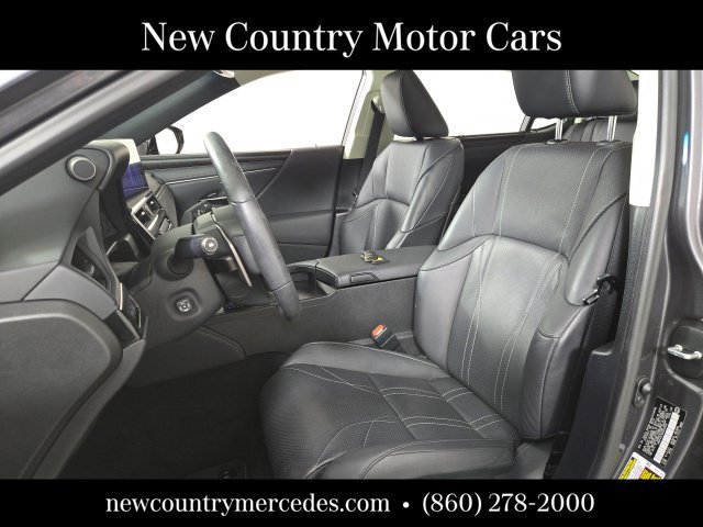 Used 2023 Lexus ES 300h Ultra Luxury w/ Accessory Package (Z2) FWD image 12