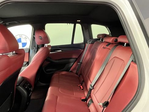 Used 2024 BMW X3 xDrive30i w/ Premium Package w/ZPA AWD/4WD image 4