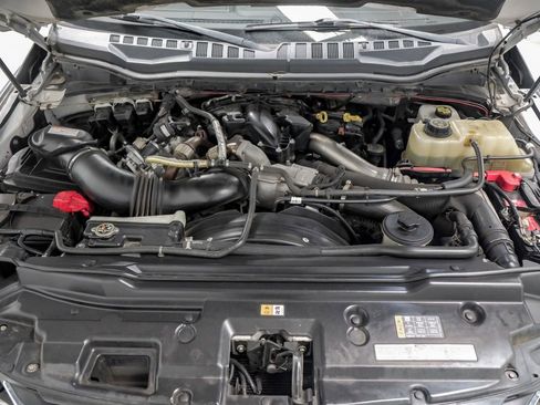 Used 2019 Ford F350 Lariat w/ Lariat Value Package AWD/4WD image 59