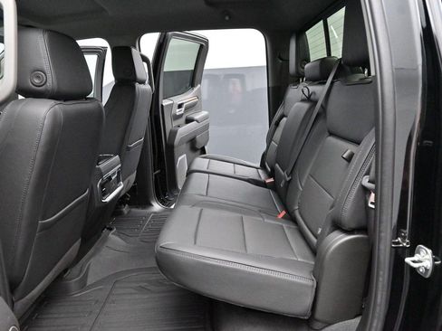 Used 2025 GMC Sierra 1500 Denali AWD/4WD image 31