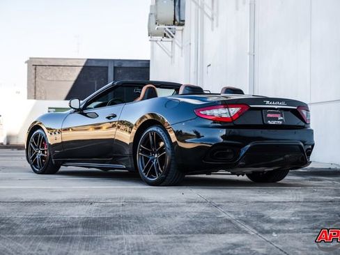 Used 2018 Maserati GranTurismo Sport image 10