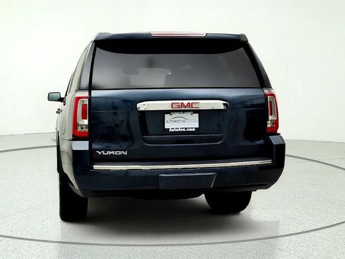Used 2020 GMC Yukon Denali w/ Denali Ultimate Package AWD/4WD image 6
