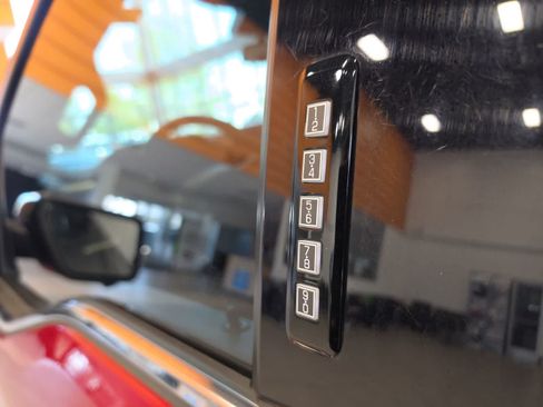 Certified 2022 Ford F150 Lariat AWD/4WD image 13