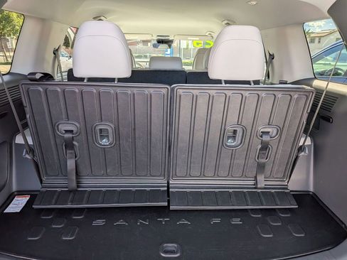 Used 2025 Hyundai Santa Fe SEL image 31