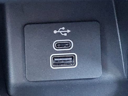 New 2025 Ford Ranger Lariat w/ Trailer Tow Package image 29