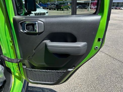 New 2025 Jeep Gladiator Willys image 27