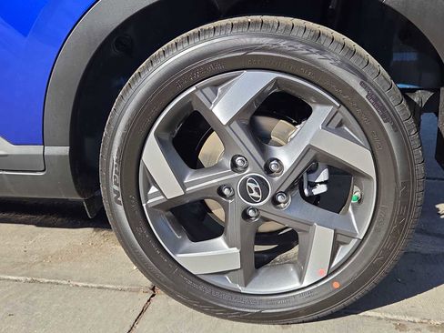 New 2026 Hyundai Venue SEL image 13