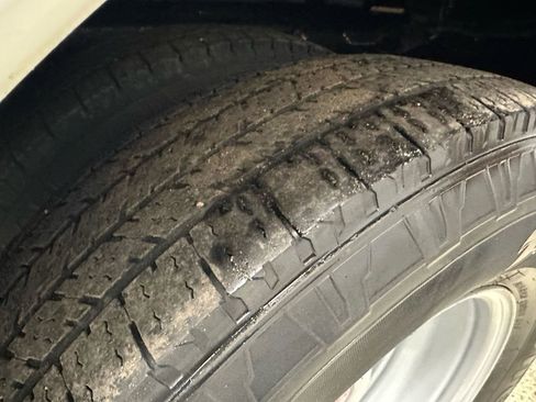 Used 2015 GMC Sierra 3500 2WD Regular Cab w/ Sierra Convenience Package image 38