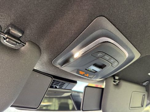 Used 2024 Toyota Corolla SE image 31