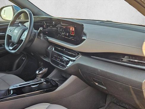 Used 2024 Buick Envista Avenir FWD image 18