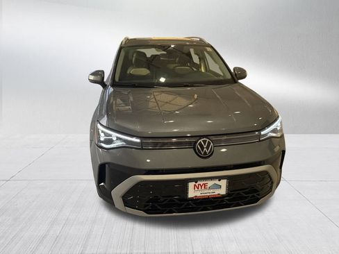 New 2025 Volkswagen Taos SEL image 8