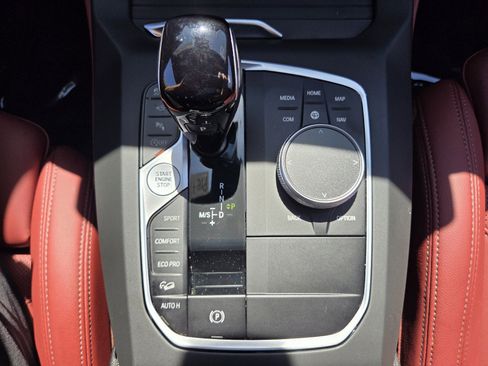 Used 2025 BMW X4 xDrive30i image 26