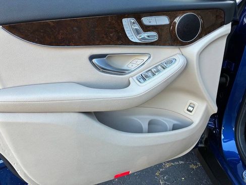 Used 2017 Mercedes-Benz GLC 300 image 14
