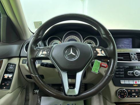Used 2013 Mercedes-Benz C 300 4MATIC Sedan w/ Premium 1 Pkg image 19