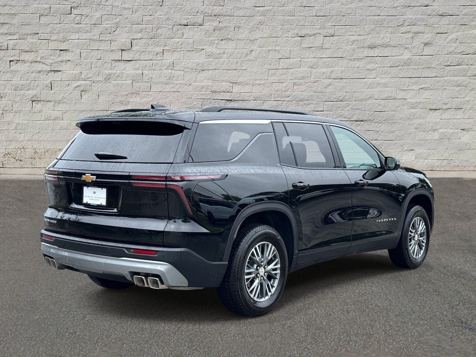 Used 2026 Chevrolet Traverse LT w/ Driver Confidence Package FWD image 5