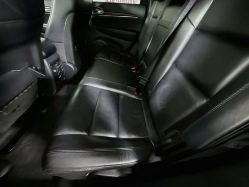 Used 2018 Jeep Grand Cherokee Limited AWD/4WD image 28