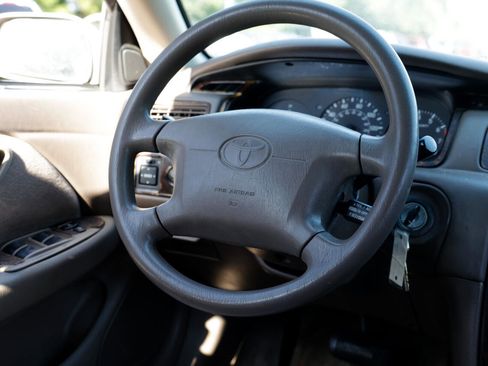 Used 1997 Toyota Camry CE image 25