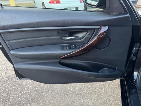 Used 2015 BMW 328i xDrive 4dr Sdn 328i xDrive AWD image 19