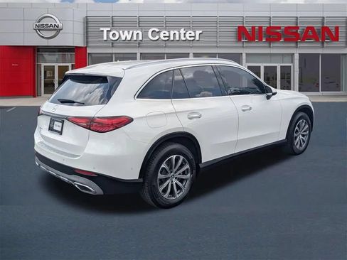 Used 2023 Mercedes-Benz GLC 300 image 7