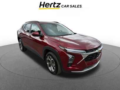 Used 2025 Chevrolet Trax LT