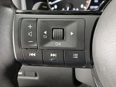 Used 2021 Nissan Rogue SL w/ Premium Package AWD/4WD image 27