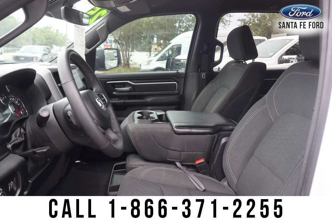Used 2025 RAM 1500 Big Horn AWD/4WD image 13