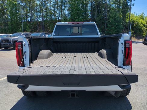 Used 2024 GMC Sierra 3500 Denali Ultimate AWD/4WD image 15