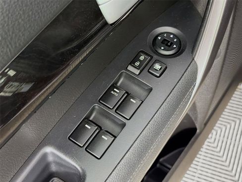 Used 2015 Kia Sorento LX AWD/4WD image 22
