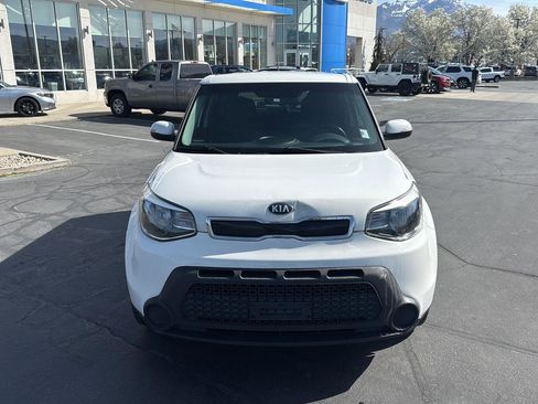 Used 2014 Kia Soul + image 4