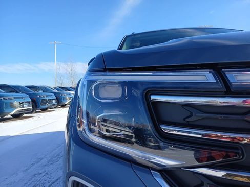 Used 2024 Volkswagen Atlas SE image 57