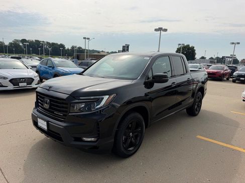 Used 2023 Honda Ridgeline Black Edition image 6