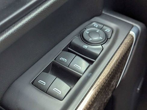 Used 2019 Chevrolet Silverado 1500 RST w/ All-Star Edition image 22