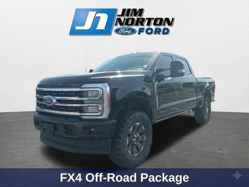 Used 2025 Ford F250 King Ranch AWD/4WD image 4