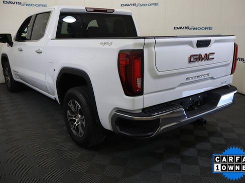 Used 2025 GMC Sierra 1500 SLT AWD/4WD image 10