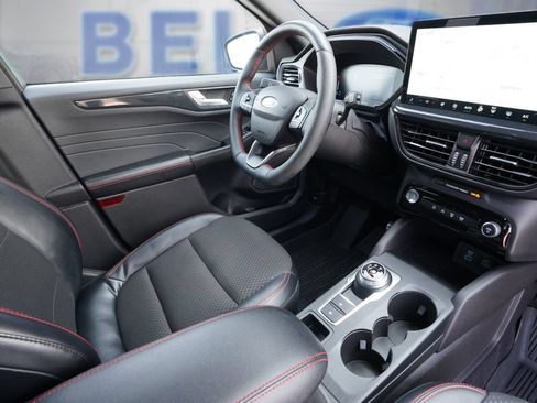 Used 2023 Ford Escape ST-Line w/ Tech Pack #1 AWD/4WD image 26