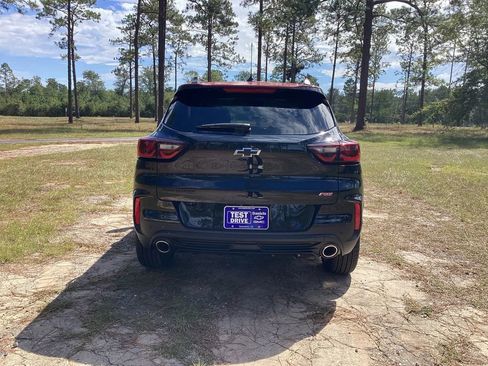 New 2026 Chevrolet TrailBlazer RS w/ Convenience Package FWD image 6