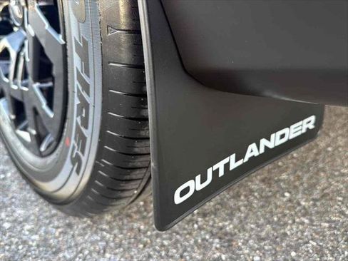 New 2026 Mitsubishi Outlander AWD image 12