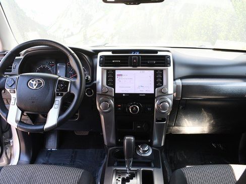 Used 2021 Toyota 4Runner SR5 AWD/4WD image 18