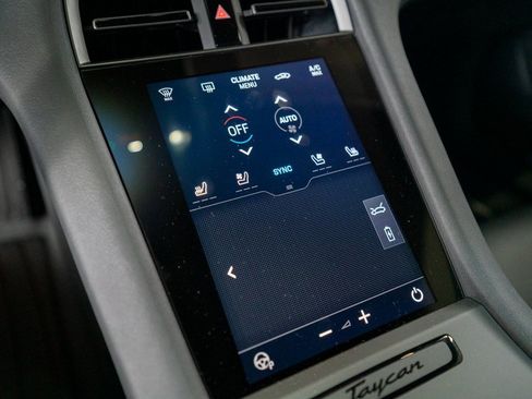 New 2026 Porsche Taycan image 30