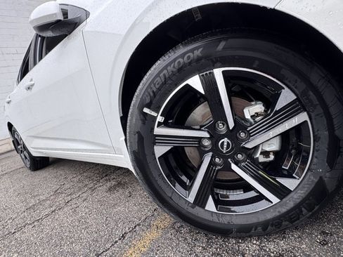 New 2025 Nissan Sentra SV w/ Trunk Package image 8