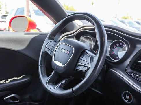 Used 2019 Dodge Challenger SXT RWD image 18