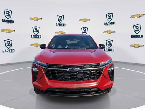 New 2026 Chevrolet Trax RS FWD image 3
