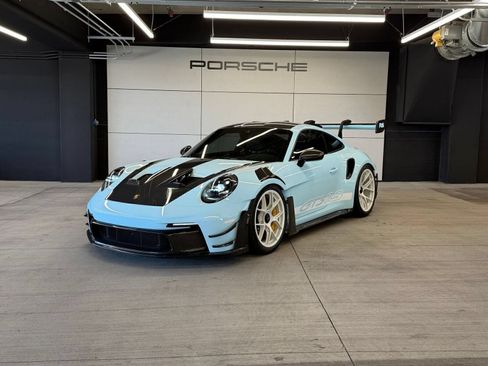 Certified 2025 Porsche 911 GT3 RS RWD image 1