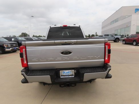 Used 2024 Ford F250 4x4 Crew Cab Super Duty image 13