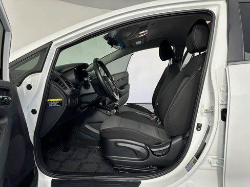Used 2015 Kia Forte EX image 21