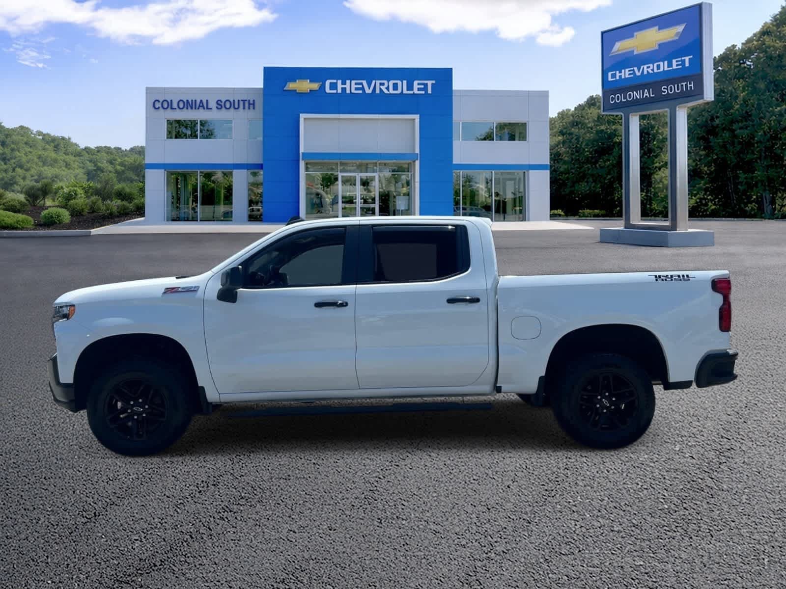 Certified 2021 Chevrolet Silverado 1500 LT Trail Boss AWD/4WD image 3