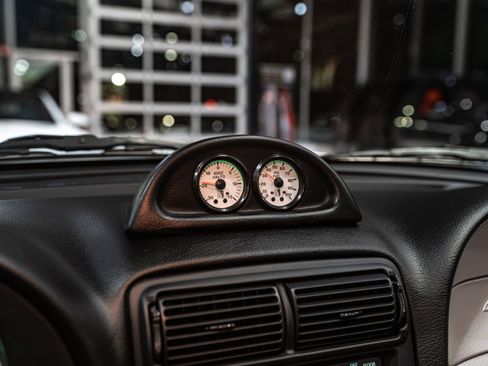 Used 1997 Ford Mustang Convertible image 14